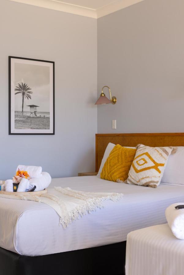 South Pacific Palms Motor Inn Tuncurry Esterno foto