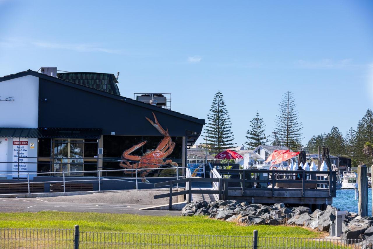 South Pacific Palms Motor Inn Tuncurry Esterno foto